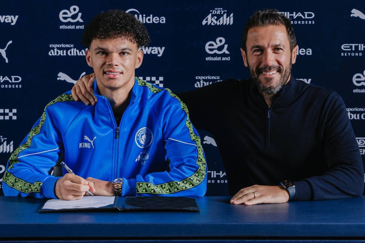 City'den genç yıldızına 5 yıllık sözleşme