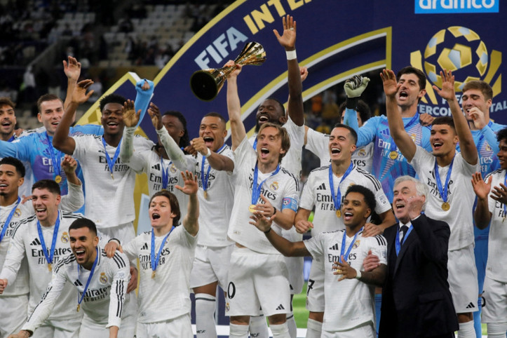 FIFA'dan Katar'a bir kıyak daha: Dev finale ev sahibi olacak