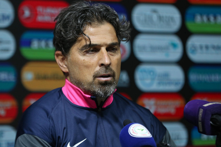 İlhan Palut'tan mağlubiyet yorumu: Kendi hatalarımızdan gol yedik