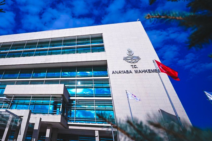 AYM kararını verdi: Konuyu Meclis'e havale etti, 6 ay bu davalara bakmayacak