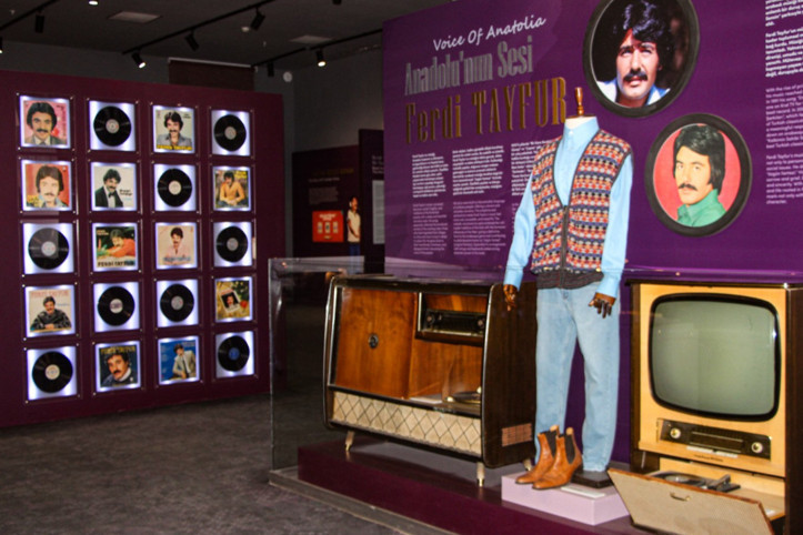 Adanalılar Ferdi Tayfur Müzesi’ne akın etti