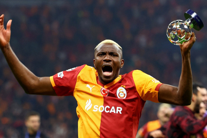 İngiliz efsane, Victor Osimhen'den özür diledi: 'Bu konularda dedikodu yapılmaz, hatalıydım'