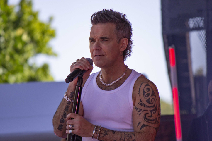 Robbie Williams’tan zayıflama iğnesi uyarısı: Kör olabilirim