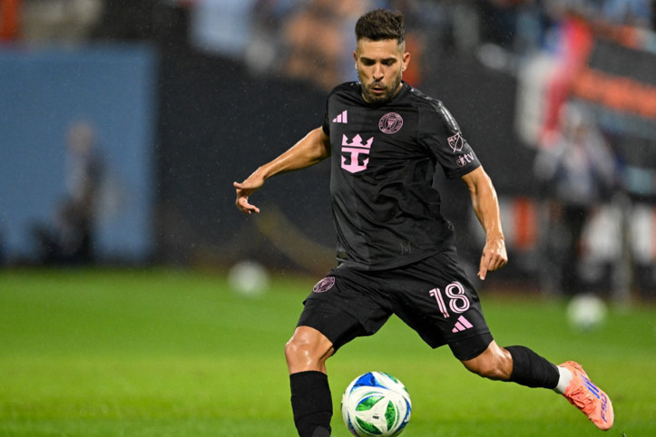 Jordi Alba futbolu bırakıyor