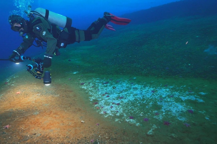 Antarktika'da tehlikeli sızıntı: 40'tan fazla tespit edildi