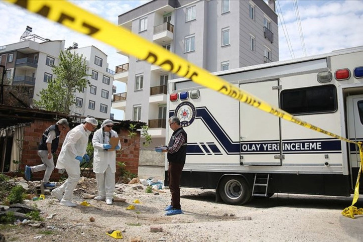 Düğün saatini bekliyordu: Evin önünde otururken vuruldu