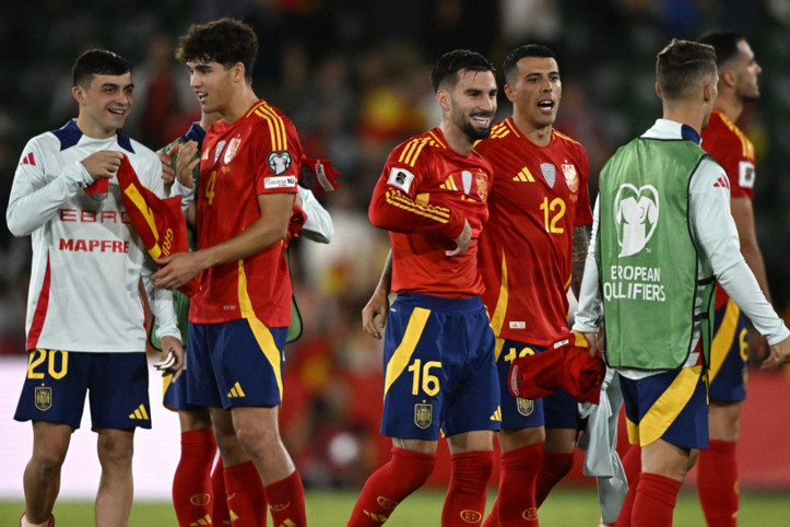 İspanya Gürcistan'ı rahat geçti, liderliğini pekiştirdi