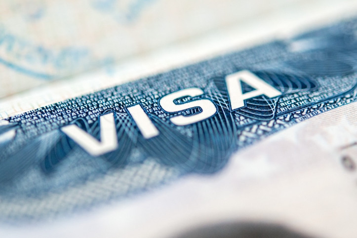 Sosyal medya paylaşımı başını yaktı: Vizeler iptal edildi