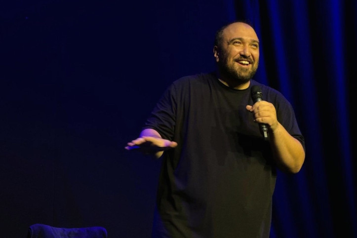 Komedyen Özgür Turhan isyan etti: Ne zaman içeri gireceğim diye gün sayıyorlar