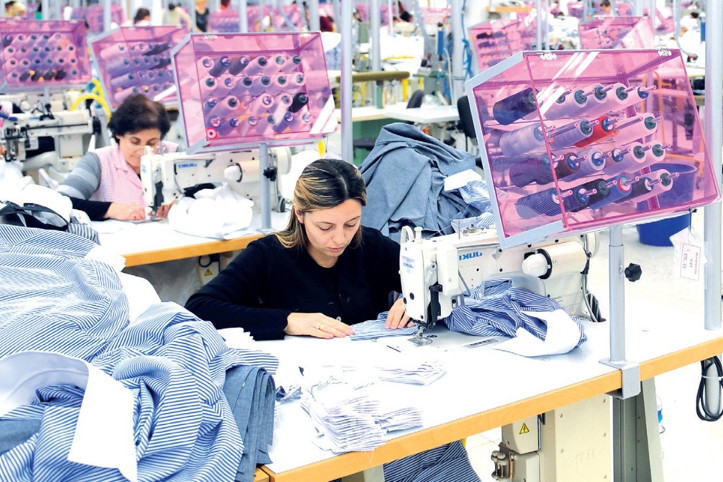 ‘Ayakta kalmak için mücadele ediyoruz’