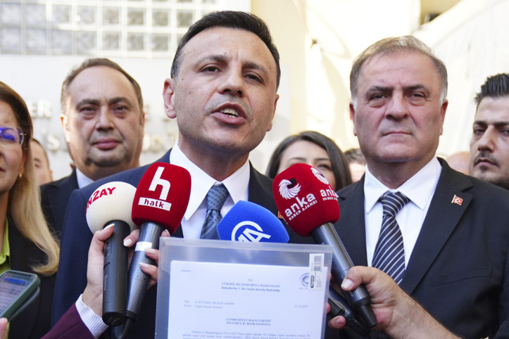 Özgür Çelik mazbatasını aldı: 'Kayyum kararı kaldırılmalı'