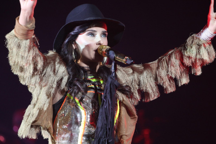 Grammy ödüllü şarkıcı Nelly Furtado müziğe ara verdi