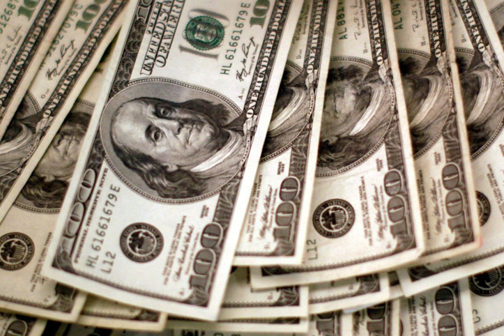 Dolar üç ayın zirvesinde