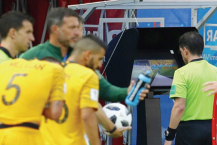 Futbolda yeni dönem: İkinci sarıya VAR müdahalesi