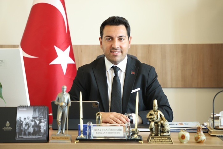 CHP'li Zeybek duyurdu: İki isim tahliye edildi