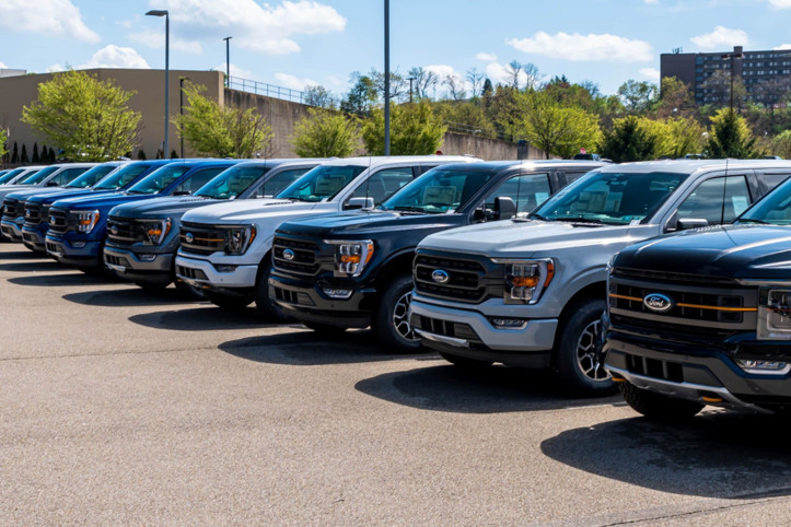 Ford yüz binlerce aracını geri çağırıyor