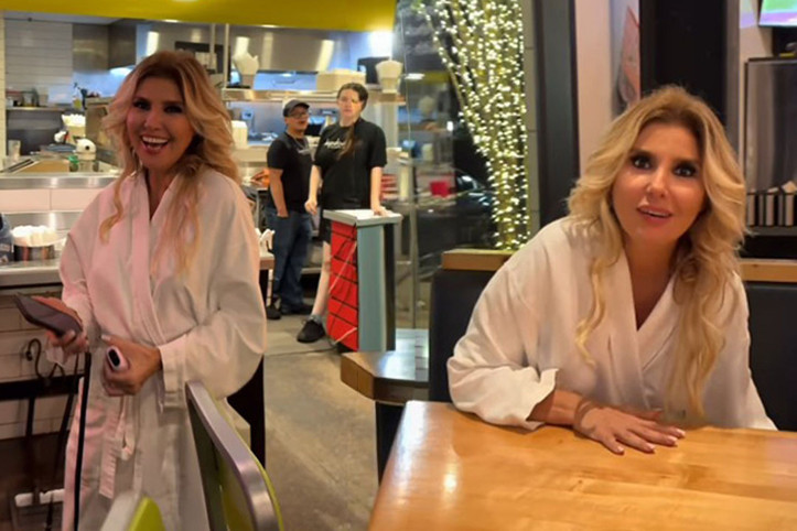 Gülben Ergen bornozuyla hamburgerciye gitti