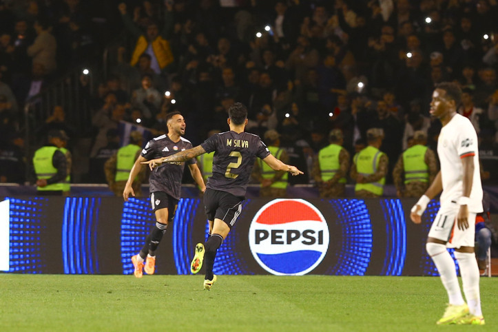 Karabağ fırtınası sürüyor: Chelsea'ye kök söktürdü, 3 puan son anda kaçtı