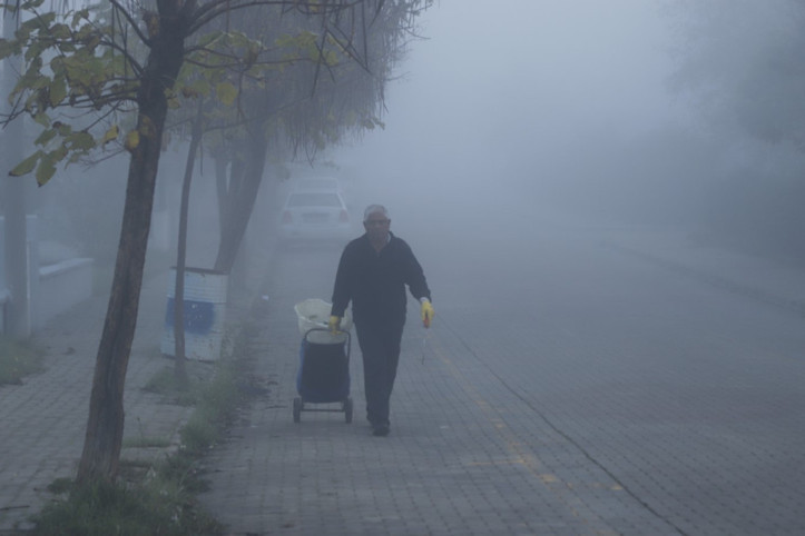 Edirne’de sabah sis bastı: Göz gözü görmedi