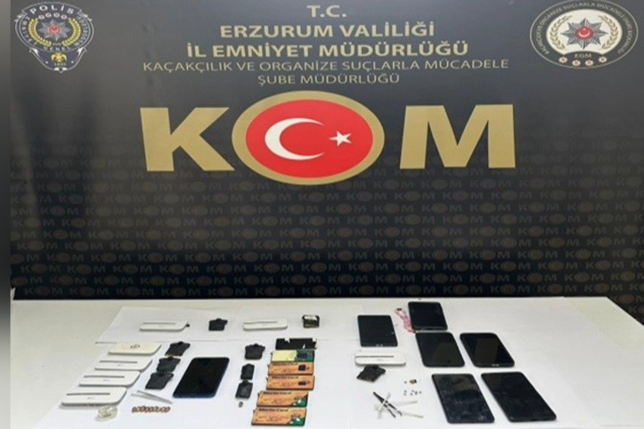 Ehliyet sınavında kopya girişimi: 3 kişi tutuklandı