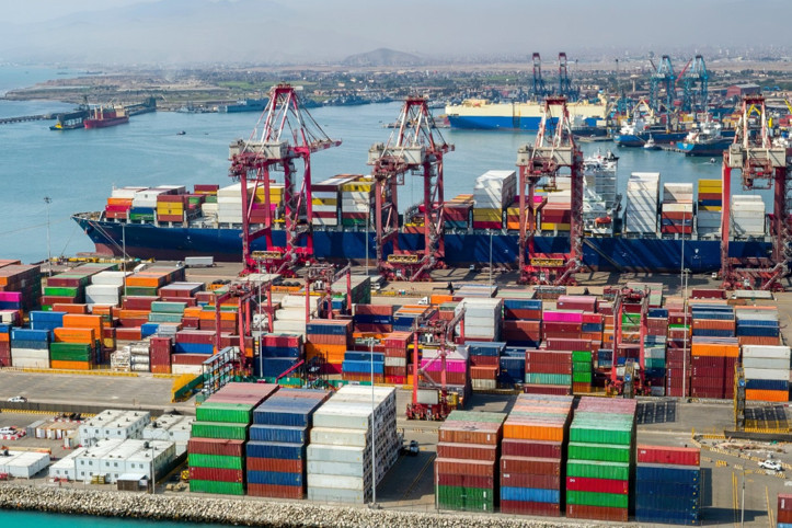 Dış ticarette 74,7 milyar dolarlık açık