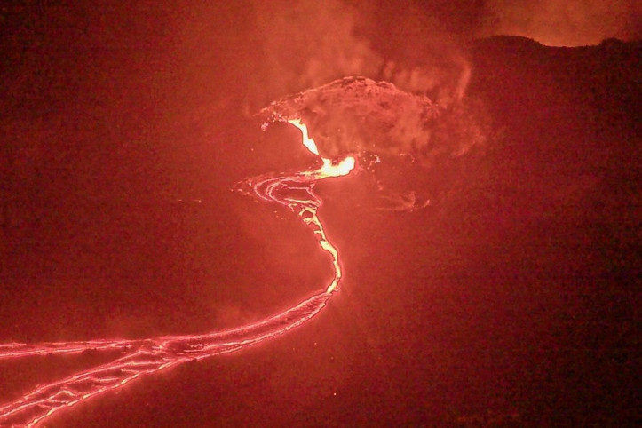 Kilauea Yanardağı'nda 36'ncı patlama öncesi lav akıntıları