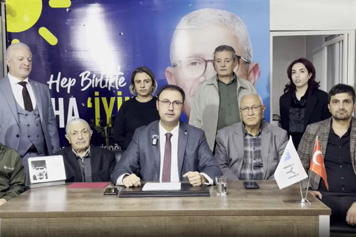 Atatürk için okutulan mevlitte Atatürk'ün adı anılmadı