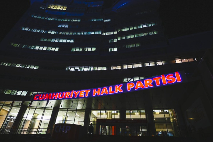 CHP 'ihraç' kararı vermişti: Mahkeme durdurdu