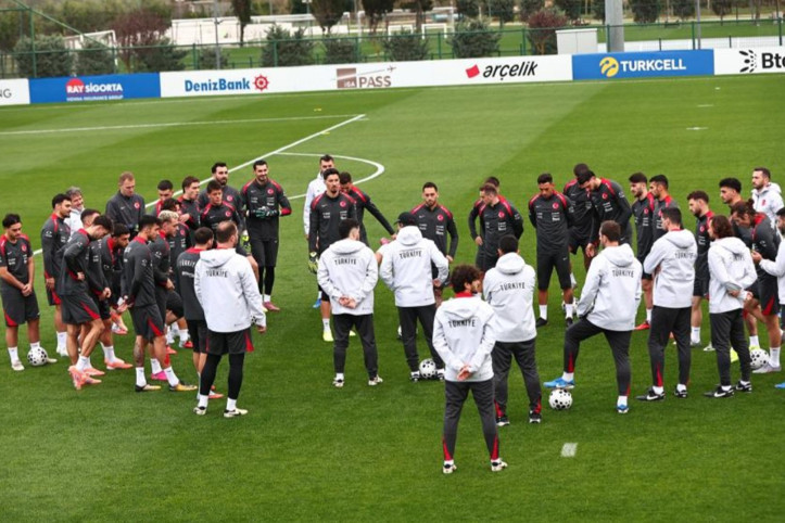 Millilerin Bulgaristan mesaisi sürüyor