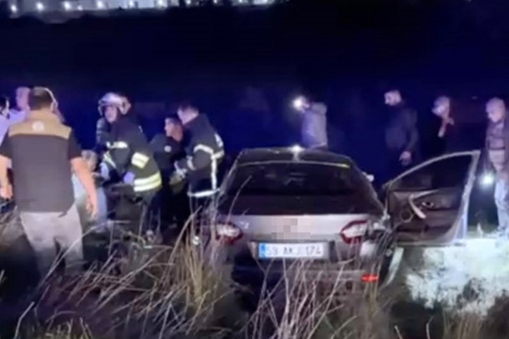 Otomobil şarampole yuvarlandı: 1 ölü, 1 yaralı