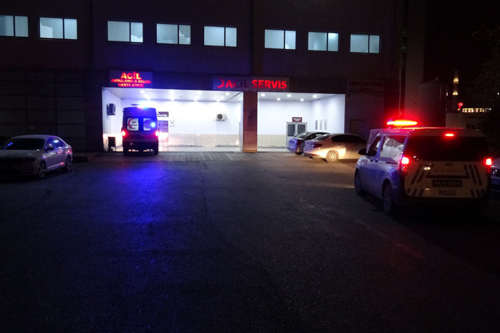 Tabancayla vuruldu, hastaneye tek başına gitti