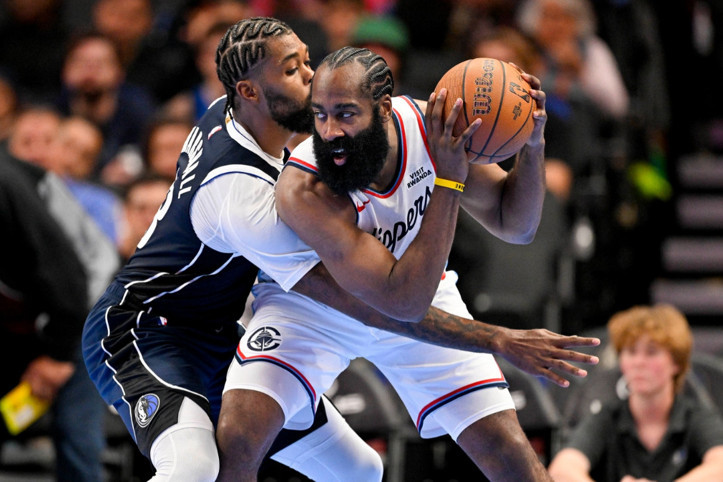 James Harden’dan tarihi gece: Clippers, çift uzatmalı kazandı!