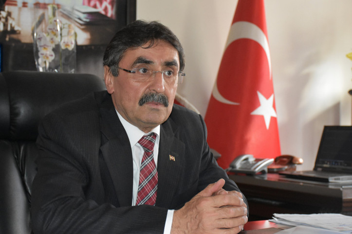 MHP'li başkana MHP'li üye de tepkili: Cebinden ödesin