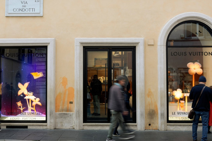 Lüksün kalbinde gece yarısı soygunu