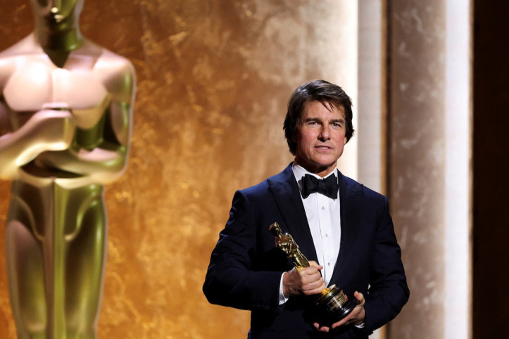 Tom Cruise, ilk Oscar heykelciğini kazandı