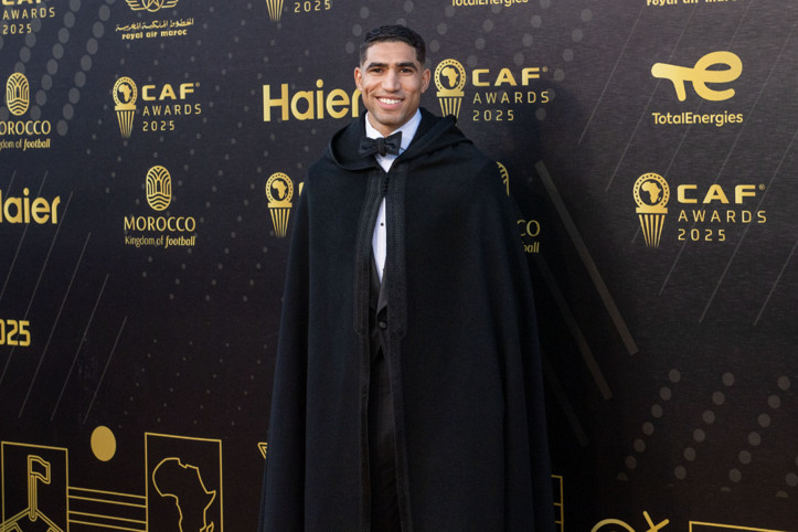 Osimhen ve Salah'ı geçti: Afrika'da 'Yılın Futbolcusu' seçildi