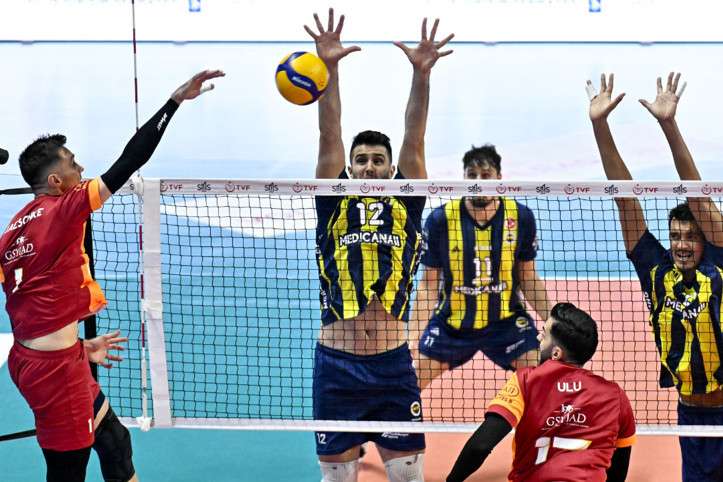 Galatasaray HDI Sigorta, Fenerbahçe Medicana’yı mağlup etti: 3-2