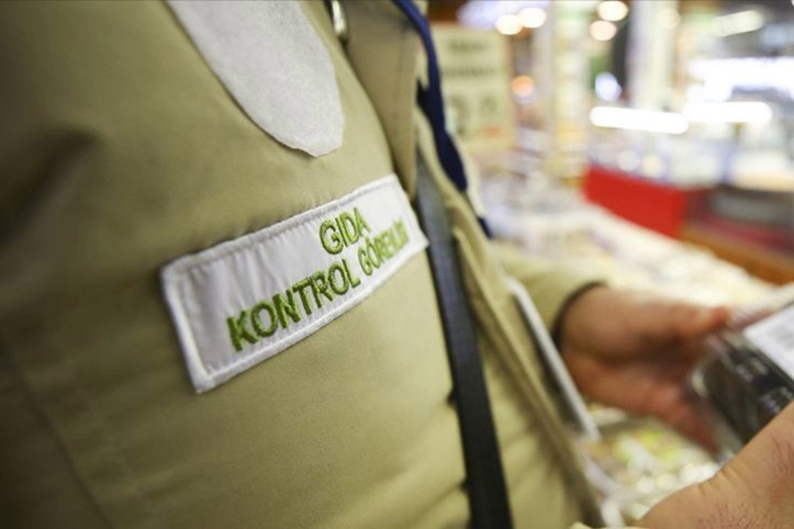 İşletmelere ceza yağdı: 2019'dan kalan ürünler bulundu