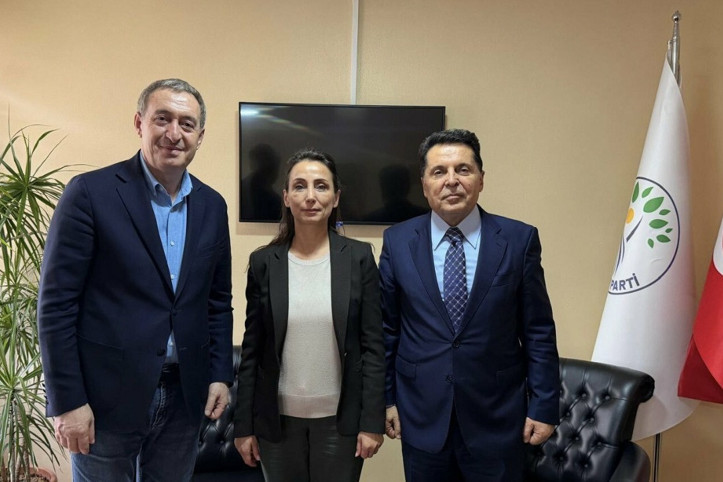 Ahmet Özer, Tülay Hatimoğulları ve Tuncer Bakırhan ile görüştü