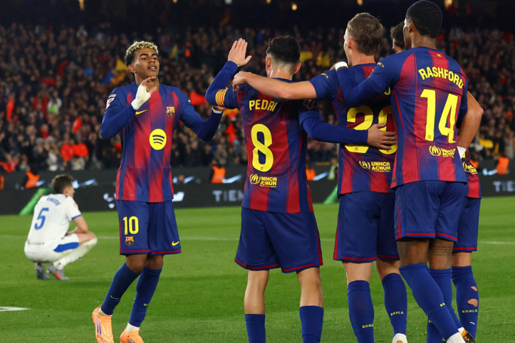 Barcelona, Alaves karşısında geri döndü ve zirveye geçti