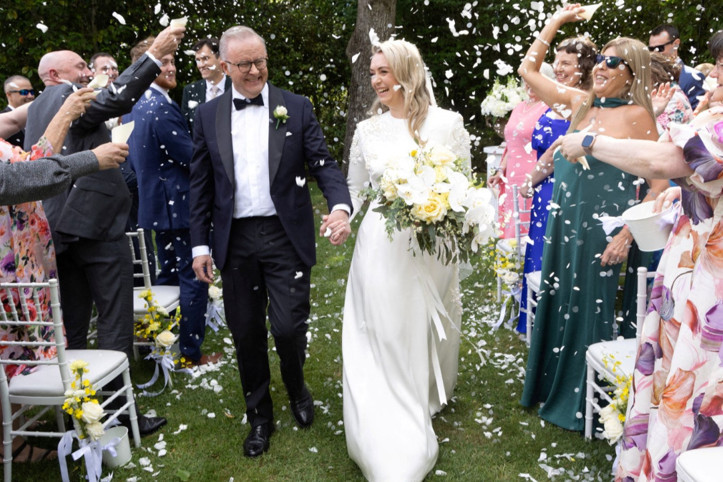 Bir ilke imza attı: Görevdeki başbakan evlendi