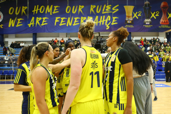 Fenerbahçe Opet, Beşiktaş BOA'ya fark attı: Derbide ezici üstünlük: 107-78