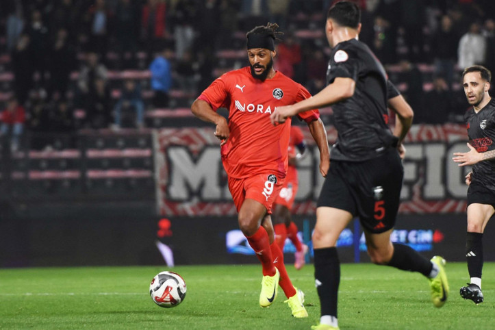 Manisa FK son dakikalarda kaybetti