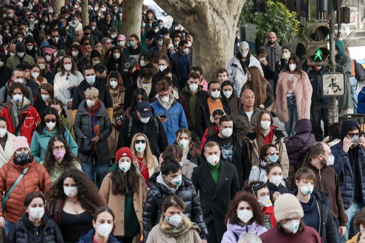 Erivan'da maskeli eylem