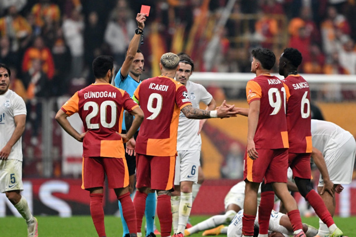 Galatasaray, İspanyol hakemi UEFA'ya şikayet etti