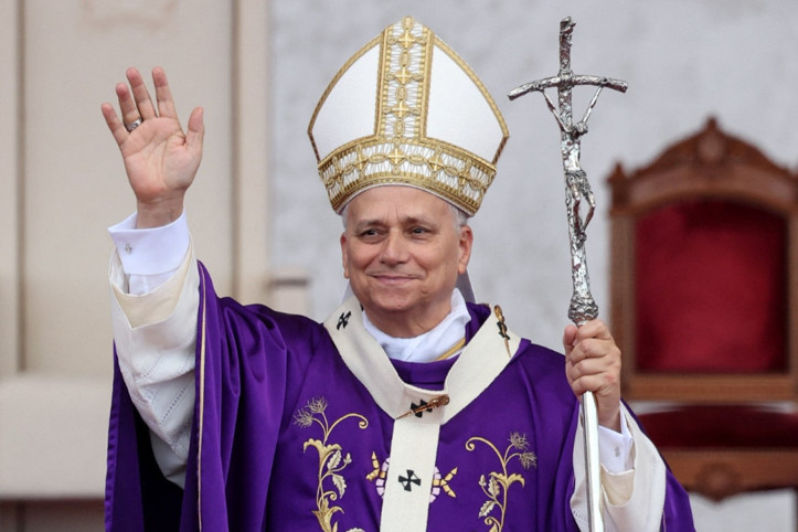 Papa, Beyrut'ta binlerce kişiyle ayin düzenledi