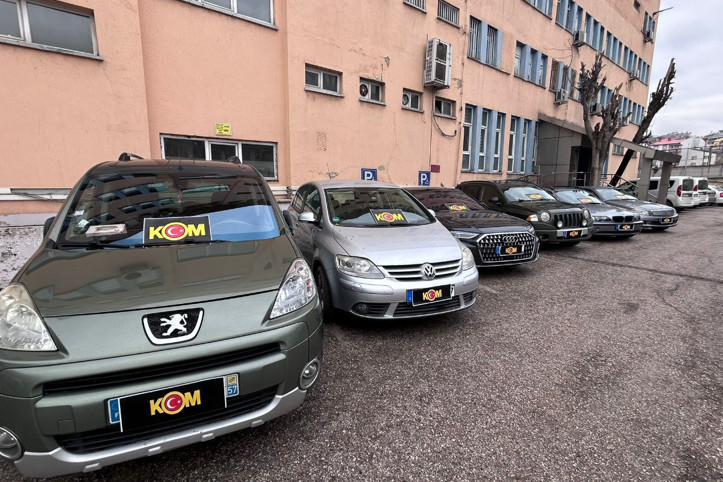 Tunceli'de gümrük operasyonu: 7 araç ele geçirildi