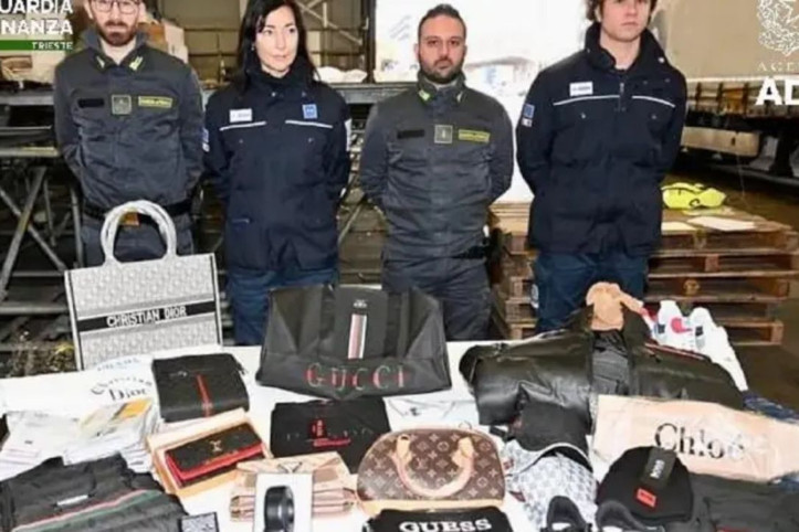 Türkiye çıkışlı TIR'a İtalya'da operasyon: 3 milyon euroluk sahte ürün ele geçirildi