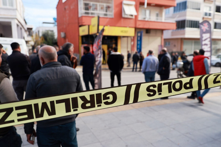 Üç kişiyi öldüren zanlı tutuklandı