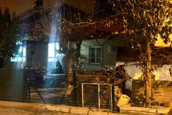 15 yaşındaki çocuk silahla oynarken kız arkadaşını öldürdü, tutuklandı